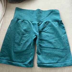 NVGTN seamless shorts